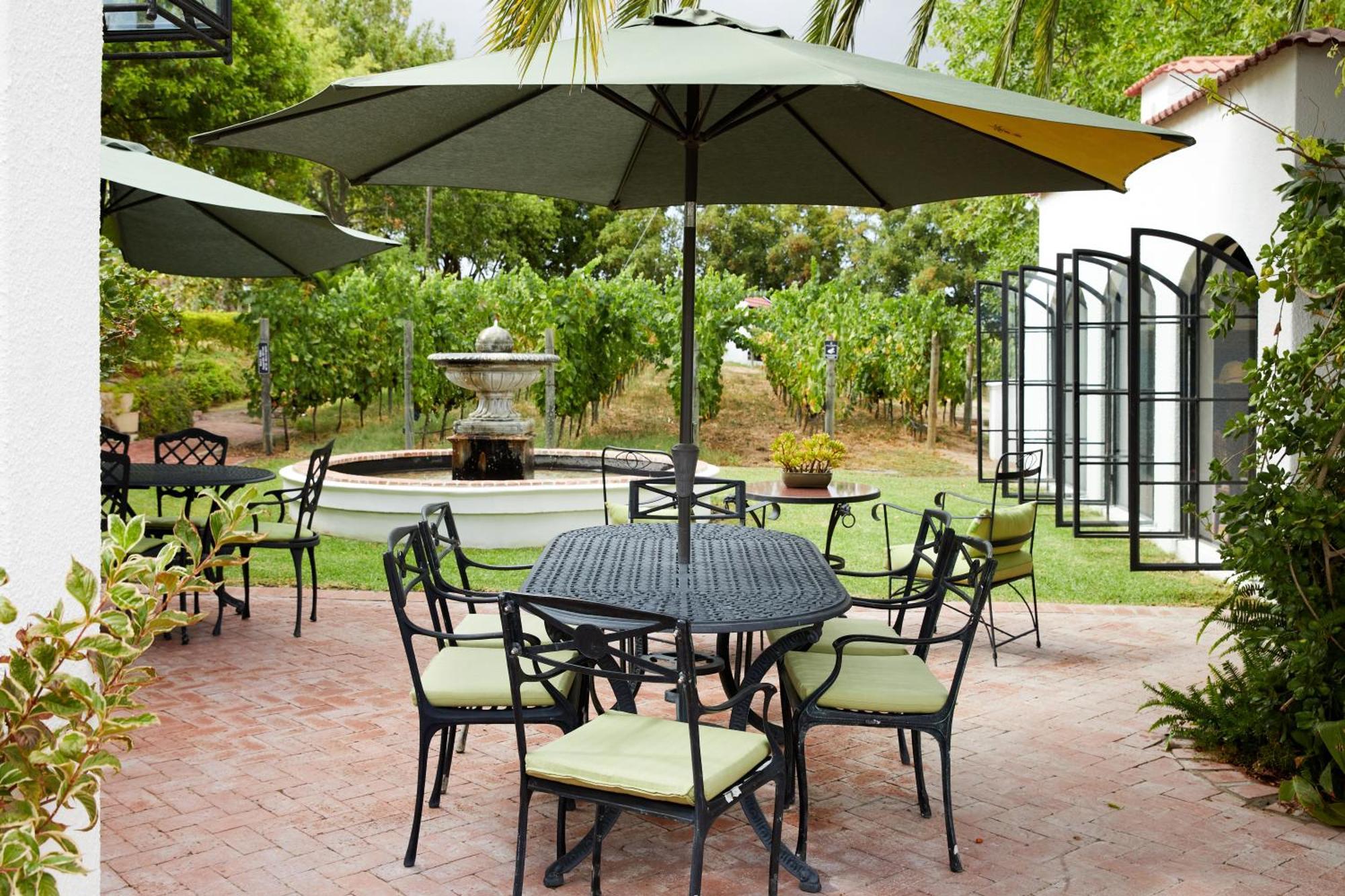 Deux Freres Wine Estate & Luxury Villas Stellenbosch Exterior photo